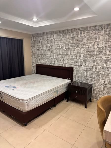 Fairview Tower, Bangkok, 40 Soi Sukhumvit 18, Khlong Toei, Bangkok, 3 Bedrooms, 257 sqm, Condo For Rent, by Phoom Imruangsri, 500356849 - DDproperty.com