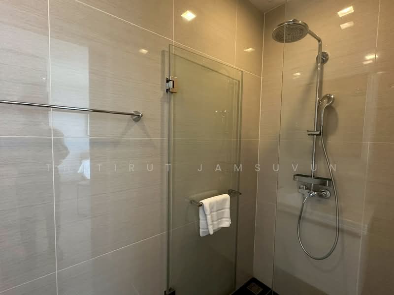 Park Origin Phrom Phong (Park 24), Bangkok, 68 Soi Sukhumvit 24, Khong Tan, Khlong Toei, Bangkok, 1 Bedroom, 33 sqm, Condo For Rent, by Thitirut Jamsuvun, 500356872 - DDproperty.com