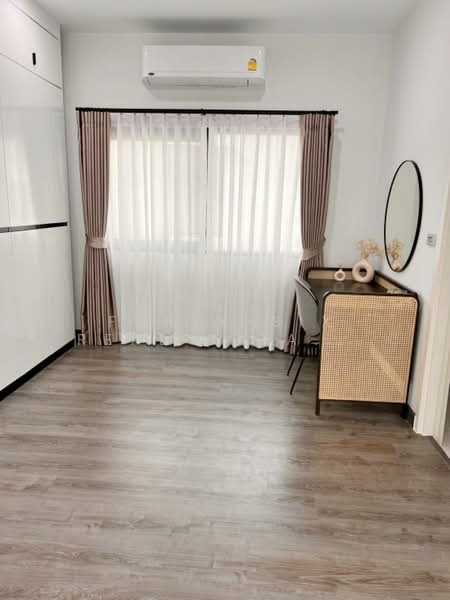 Baan Klang Muang Classe Sukhumvit 77 : บ้านกลางเมือง คลาสเซ่ สุขุมวิท 77, กรุงเทพ, ซอยอ่อนนุช 21, สวนหลวง, กรุงเทพ, 228 ตร.ม., บ้านเดี่ยว ให้เช่า, โดย Forty-Six Real Estate Group, 500356883 - DDproperty.com