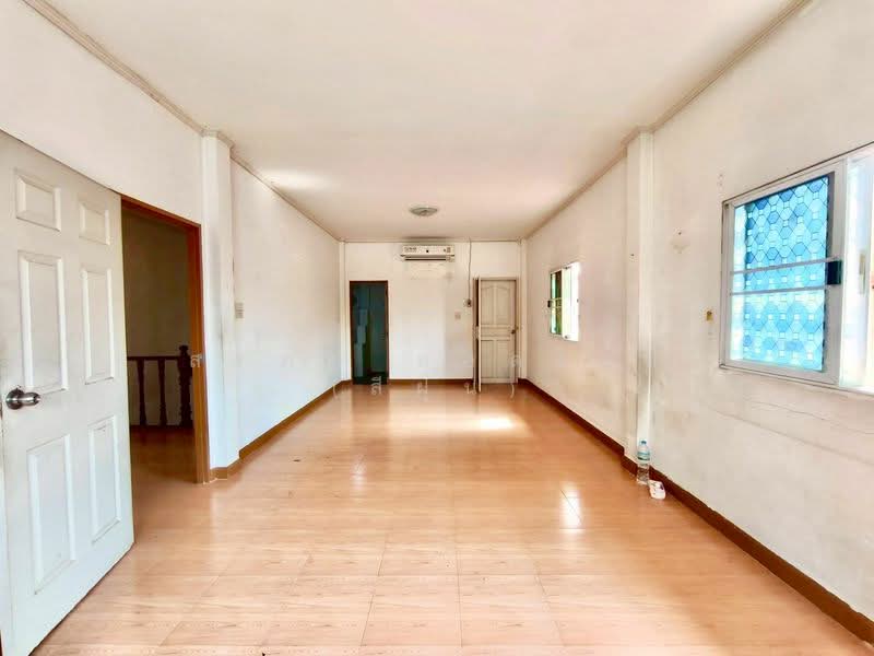 หมู่บ้านแสงตะวัน บางบอน 3, Bangkok, Bang Bon, Bangkok, 4 Bedrooms, 400 sqm, Single Detached House For Sale, by สรภพ ยอดไชย (สีฝุ่น), 500356900 - DDproperty.com
