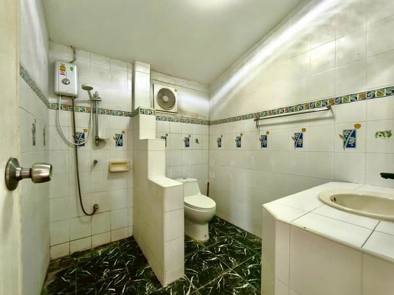 หมู่บ้านแสงตะวัน บางบอน 3, Bangkok, Bang Bon, Bangkok, 4 Bedrooms, 400 sqm, Single Detached House For Sale, by สรภพ ยอดไชย (สีฝุ่น), 500356900 - DDproperty.com
