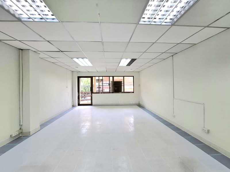 HO31584 โฮมออฟฟิศ หมู่บ้านเสรี, Bangkok, Suan Luang, Suan Luang, Bangkok, , 508 sqm, Business For Rent, by Thanitcha Kangkasuwanno, 500356941 - DDproperty.com