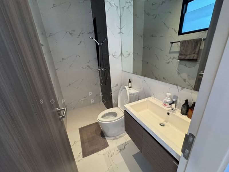 Signature Urban L, Bangkok, 55 Rama 9 Road, Suan Luang, Bangkok, 3 Bedrooms, 250 sqm, Townhouse For Sale, by Parin Sopitpongstorn, 500356954 - DDproperty.com