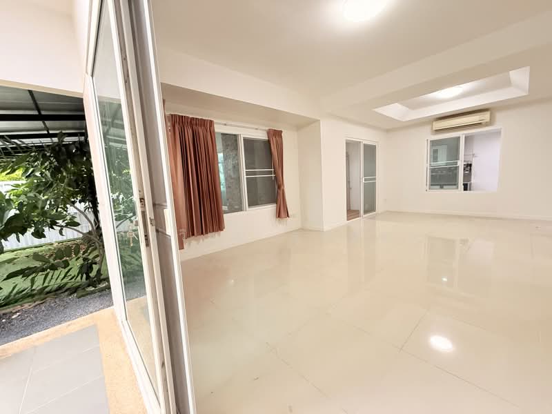 Moobaan Chollada Suvarnabhumi, Samut Prakan, Sri Waree Noi Road, Srisa Chorakhe Noi, Bang Sao Thong, Samut Prakan, 5 Bedrooms, 180 sqm, Single Detached House For Sale, by ณัฐวิชย์ จุลพันธ์, 500356959 - DDproperty.com