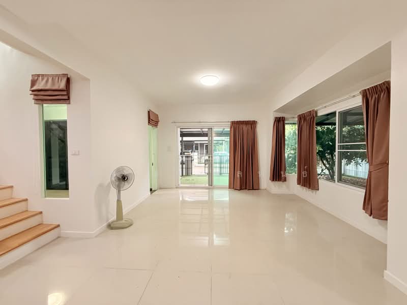 Moobaan Chollada Suvarnabhumi : หมู่บ้านชลลดา สุวรรณภูมิ, สมุทรปราการ, ถนนวัดศรีวารีน้อย, ศีรษะจรเข้น้อย, บางเสาธง, สมุทรปราการ, 180 ตร.ม., บ้านเดี่ยว ขาย, โดย ณัฐวิชย์ จุลพันธ์, 500356959 - DDproperty.com