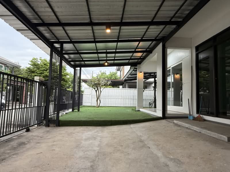 Moobaan Chollada Suvarnabhumi : หมู่บ้านชลลดา สุวรรณภูมิ, สมุทรปราการ, ถนนวัดศรีวารีน้อย, ศีรษะจรเข้น้อย, บางเสาธง, สมุทรปราการ, 180 ตร.ม., บ้านเดี่ยว ขาย, โดย ณัฐวิชย์ จุลพันธ์, 500356959 - DDproperty.com