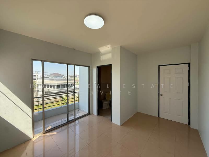 สินธานี ลาดพร้าว 80, Bangkok, Wang Thonglang, Bangkok, , 107 sqm, Shophouse For Sale, by HOME Real Estate Service, 500356968 - DDproperty.com