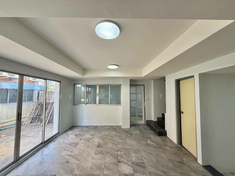 สินธานี ลาดพร้าว 80, Bangkok, Wang Thonglang, Bangkok, , 107 sqm, Shophouse For Sale, by HOME Real Estate Service, 500356968 - DDproperty.com