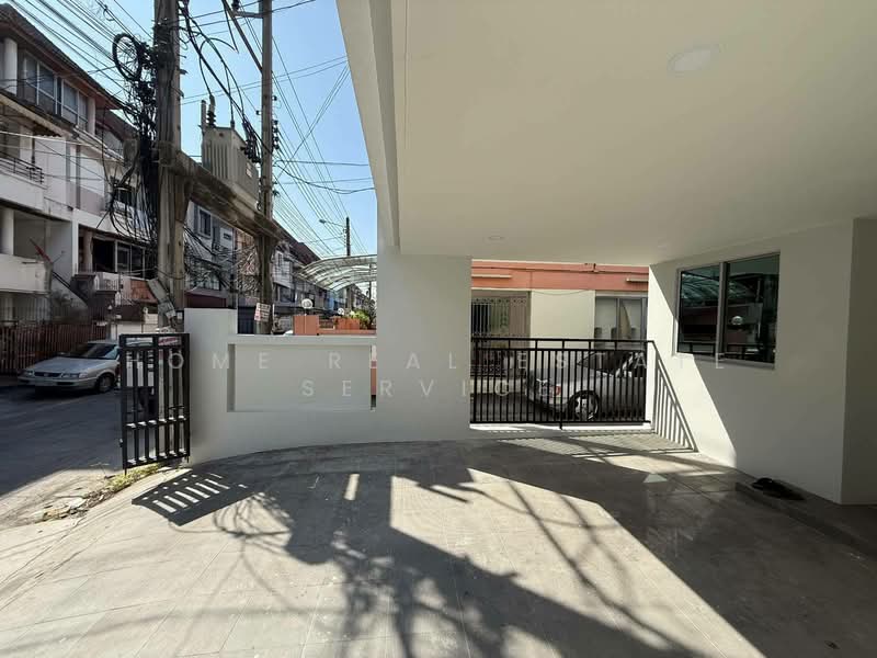 สินธานี ลาดพร้าว 80, กรุงเทพ, วังทองหลาง, กรุงเทพ, 107 ตร.ม., ตึกแถว-อาคารพาณิชย์ ขาย, โดย HOME Real Estate Service, 500356968 - DDproperty.com
