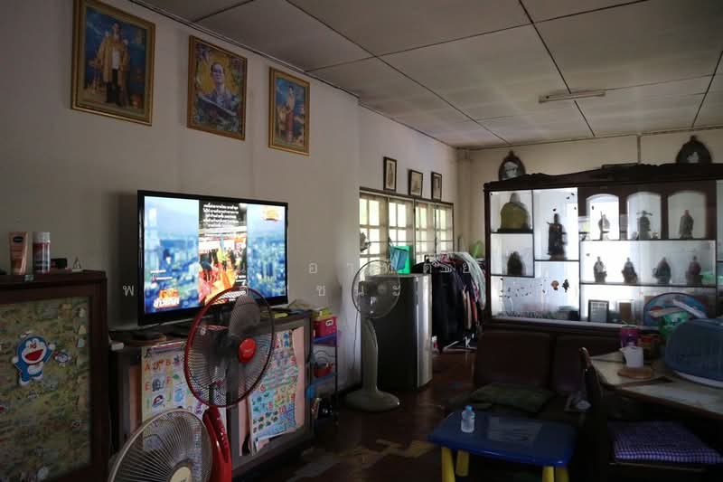 ที่ดิน + บ้าน 1 ชั้น 193 ตร.ว. ที่ดิน + บ้าน ใกล้วัดคู้บอน แยกคู้บอน ซอยคู้บอน31 แยก2, กรุงเทพ, ถนนรามอินทรา, รามอินทรา, คันนายาว, กรุงเทพ, 300 ตร.ม., บ้านเดี่ยว ขาย, โดย คุณ อาทิตยา พรมชัยชนะ (พลู), 500357094 - DDproperty.com