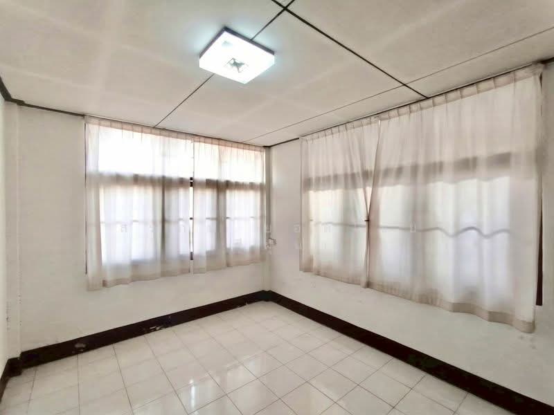 หมู่บ้านพัฒนจิต ซอยติวานนท์ 32, Nonthaburi, Bang Kra So, Muang Nonthaburi, Nonthaburi, 2 Bedrooms, 120 sqm, Single Detached House For Sale, by สรภพ ยอดไชย (สีฝุ่น), 500357174 - DDproperty.com