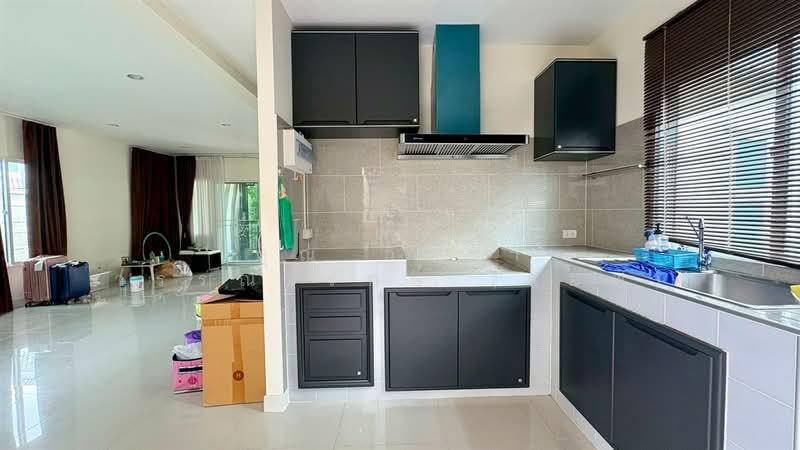 Passorn Pride Pinklao-Wongwaen, Nonthaburi, 154 Atchariya Phatthana Road, Sala Klang, Bang Kruai, Nonthaburi, 3 Bedrooms, 180 sqm, Single Detached House For Sale, by คุณ กิริยา วรรณารักษ์ (แอฟ), 500357254 - DDproperty.com