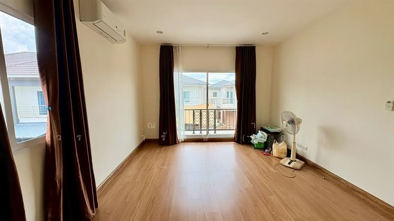 Passorn Pride Pinklao-Wongwaen, Nonthaburi, 154 Atchariya Phatthana Road, Sala Klang, Bang Kruai, Nonthaburi, 3 Bedrooms, 180 sqm, Single Detached House For Sale, by คุณ กิริยา วรรณารักษ์ (แอฟ), 500357254 - DDproperty.com