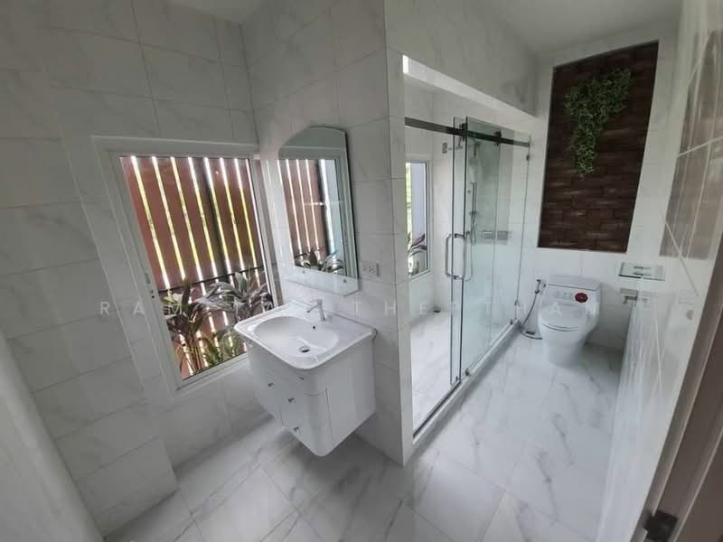 5-BR Townhouse, Bangkok, Saphan Sung, Bangkok, 5 Bedrooms, 377 sqm, Townhouse For Rent, by Ramita Theptham, 500357291 - DDproperty.com