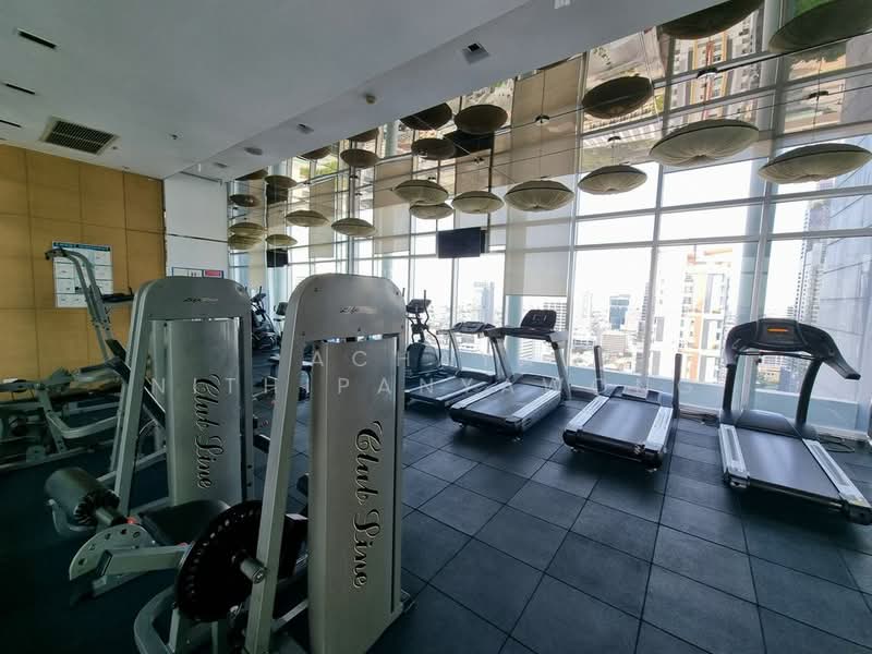 Life @ Sathorn 10, Bangkok, 48 Soi Sathorn 10, Sathorn Road, Silom, Bang Rak, Bangkok, 1 Bedroom, 41 sqm, Condo For Rent, by Achaya Nithipanyawong, 500357302 - DDproperty.com