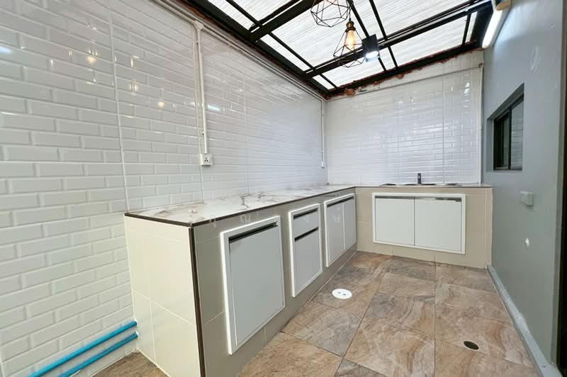 Natura Trend Rattanathibet-Ratchapruek, Nonthaburi, 11 Soi Bang Len 21, Bang Len, Bang Yai, Nonthaburi, 3 Bedrooms, 135 sqm, Townhouse For Sale, by คุณหงษ์, 500357318 - DDproperty.com