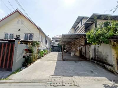 ขาย - ที่ดินเปล่า 41 ตร.ว. ที่ดิน ใกล้โรงเรียนอัสสัมชัญ ธนบุรี ซอยอัสสัมชัญ17 ถนนอัสสัมชัญ, กรุงเทพ