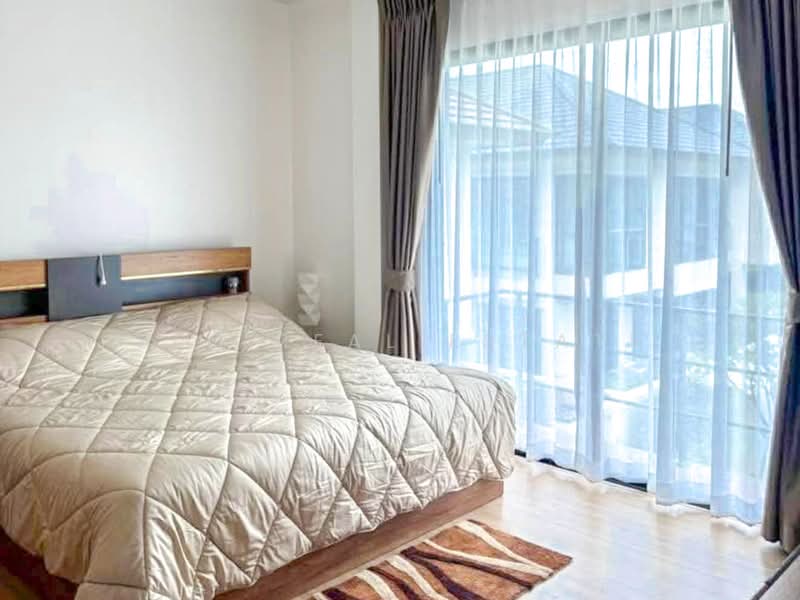 House for Sale Nong Pla Lai East Pattaya Fully Furnished, Chon Buri (Pattaya), Bang Lamung, Bang Lamung (Pattaya), Chon Buri (Pattaya), 3 Bedrooms, 200 sqm, Single Detached House For Sale, by PLC Real Estate, 500357337 - DDproperty.com