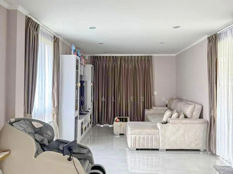 House for Sale Nong Pla Lai East Pattaya Fully Furnished, Chon Buri (Pattaya), Bang Lamung, Bang Lamung (Pattaya), Chon Buri (Pattaya), 3 Bedrooms, 200 sqm, Single Detached House For Sale, by PLC Real Estate, 500357337 - DDproperty.com