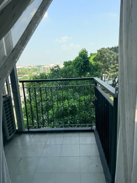Life Ratchadapisek, Bangkok, 279 Ratchadapisaek Road, Huai Khwang, Bangkok, 2 Bedrooms, 56 sqm, Condo For Sale, by Supitcha Wongisaraseri, 500357339 - DDproperty.com