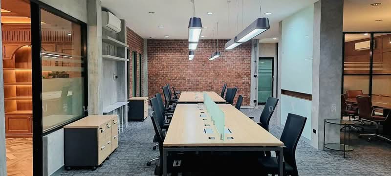 Home Office Ladprao 71 (Nakniwat 12), Bangkok, นาคนิวาส 12, Lat Phrao, Bangkok, 6 Bedrooms, 800 sqm, Single Detached House For Rent, by ปรินทร์ญาดา ชิณโชติ, 500357354 - DDproperty.com