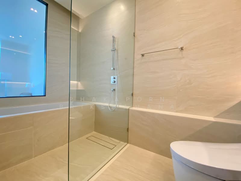 The Strand Thonglor, Bangkok, 36 Soi Sukhumvit 55, Khlong Tan Nua, Watthana, Bangkok, 2 Bedrooms, 91 sqm, Condo For Rent, by Phakaporn Brikshavana, 500357355 - DDproperty.com