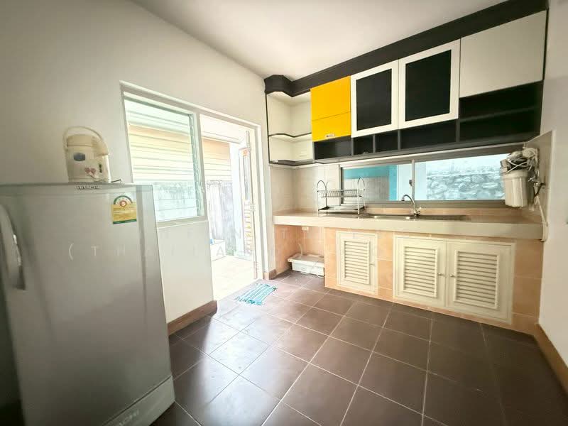 House of the Canary, Chon Buri (Pattaya), 3241 Road, Surasak, Si Racha, Chon Buri (Pattaya), 3 Bedrooms, 220 sqm, Single Detached House For Sale, by Infinity EEC (Thailand) Co., Ltd., 500357374 - DDproperty.com