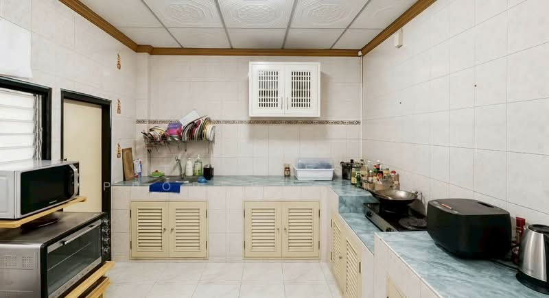 หมู่บ้านพุทธชาด กระทุ่มแบน, Samut Sakhon, Tha Mai, Krathum Baen, Samut Sakhon, 4 Bedrooms, 144 sqm, Townhouse For Sale, by The Best Property แอน, 500357383 - DDproperty.com
