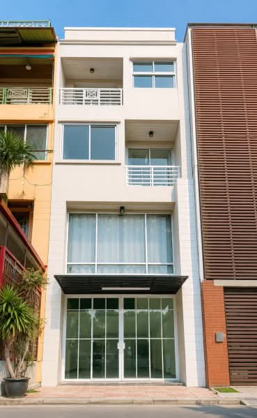 ไม่พบโครงการ, Bangkok, เหม่งจ๋าย ศรีวรา ประชาอุทิศ, Wang Thonglang, Bangkok, 4 Bedrooms, 220 sqm, Townhouse For Rent, by ณัฐพงศ์ สุนทรอรุณ, 500357420 - DDproperty.com