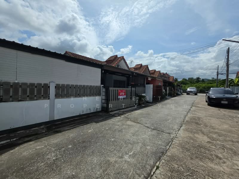 หมู่บ้านภูริภัทร (Phuriphat), ชลบุรี, ตะเคียนเตี้ย, บางละมุง, ชลบุรี, 150 ตร.ม., ทาวน์เฮ้าส์ ขาย, โดย The Best Property หนุ่ย, 500357503 - DDproperty.com
