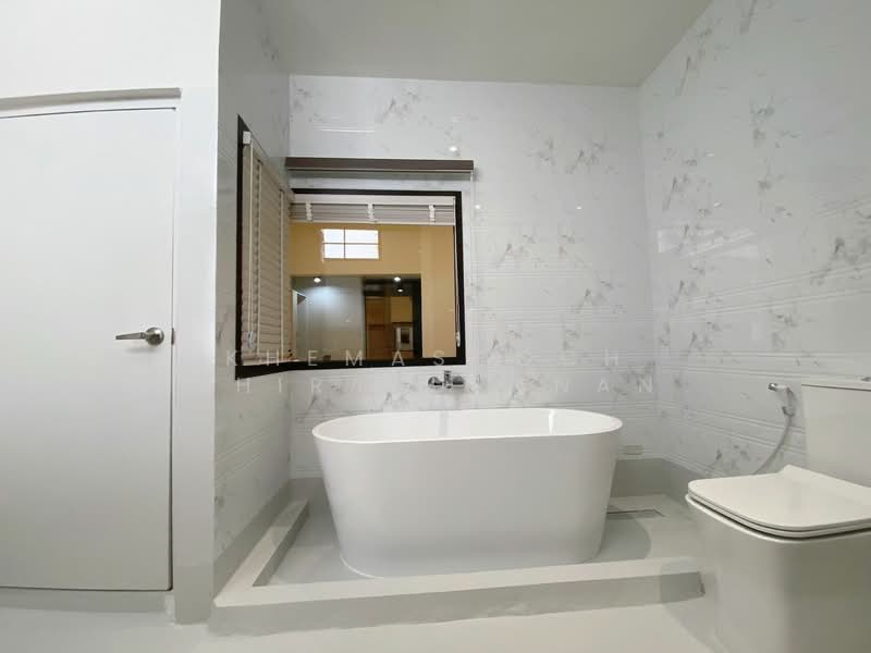 undefined, Bangkok, Khong Tan, Khlong Toei, Bangkok, 4 Bedrooms, 280 sqm, Single Detached House For Sale, by Khemasooch Chiraburanan, 500357524 - DDproperty.com