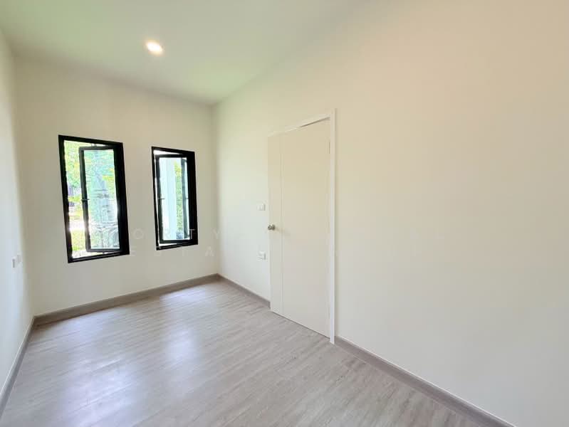Britania Town Bangna Km.17 : บริทาเนีย ทาวน์ บางนา กม.17, Samut Prakan, บางโฉลงม 246, Bang Chalong, Bang Plee, Samut Prakan, 4 Bedrooms, 130 sqm, Townhouse For Sale, by Forty-Six Real Estate Group, 500357549 - DDproperty.com