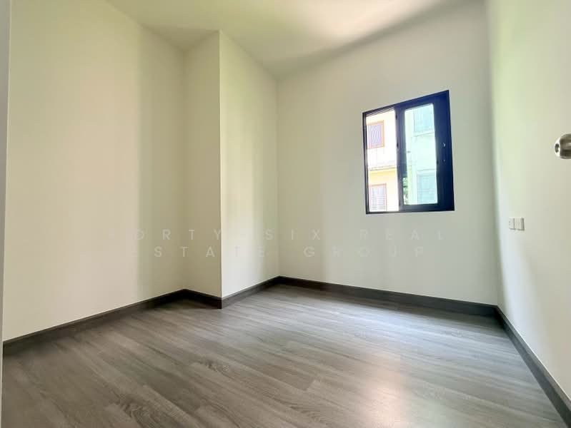 Britania Town Bangna Km.17 : บริทาเนีย ทาวน์ บางนา กม.17, Samut Prakan, บางโฉลงม 246, Bang Chalong, Bang Plee, Samut Prakan, 4 Bedrooms, 130 sqm, Townhouse For Sale, by Forty-Six Real Estate Group, 500357549 - DDproperty.com