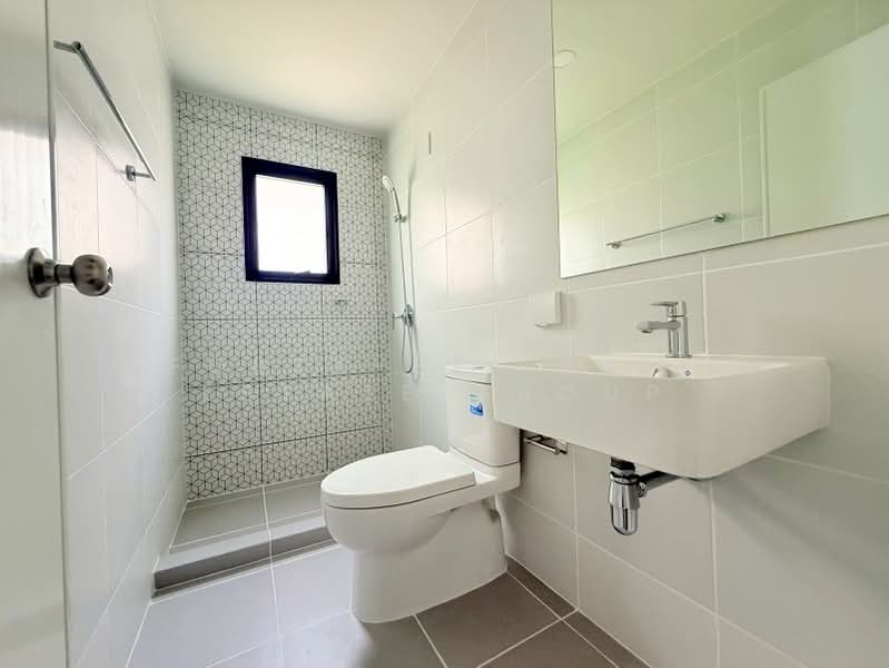 Britania Town Bangna Km.17 : บริทาเนีย ทาวน์ บางนา กม.17, Samut Prakan, บางโฉลงม 246, Bang Chalong, Bang Plee, Samut Prakan, 4 Bedrooms, 130 sqm, Townhouse For Sale, by Forty-Six Real Estate Group, 500357549 - DDproperty.com