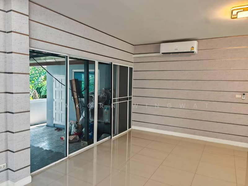 4-BR House, Bangkok, Lam Pla Tiew, Lat Krabang, Bangkok, 4 Bedrooms, 203 sqm, Single Detached House For Sale, by Nisakorn Wingwat, 500357553 - DDproperty.com