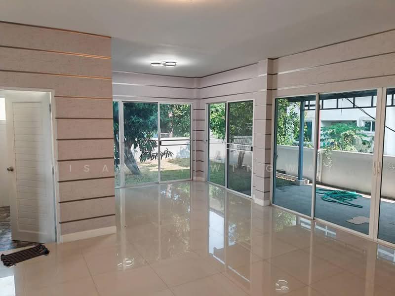 4-BR House, Bangkok, Lam Pla Tiew, Lat Krabang, Bangkok, 4 Bedrooms, 203 sqm, Single Detached House For Sale, by Nisakorn Wingwat, 500357553 - DDproperty.com