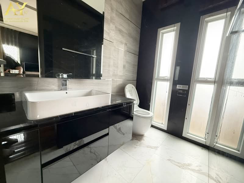 Grand Bangkok Boulevard Kaset-Nawamin, Bangkok, Khlong Kum, Bueng Kum, Bangkok, 4 Bedrooms, 367 sqm, Single Detached House For Sale, by ณัฎฐ์ ยศขุน, 500357567 - DDproperty.com