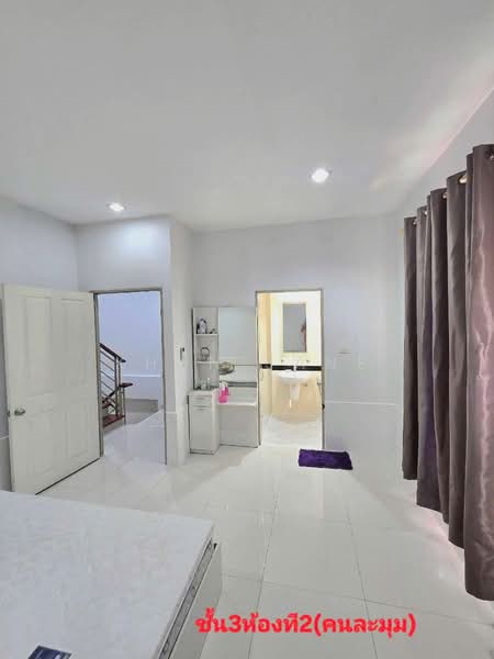 Baan Klang Muang British Town Srinakarin, Samut Prakan, Soi Baan Klang Muang British Town Srinakarin, Bang Kaeo, Bang Plee, Samut Prakan, 3 Bedrooms, 350 sqm, Townhouse For Rent, by Khun Jane, 500357624 - DDproperty.com