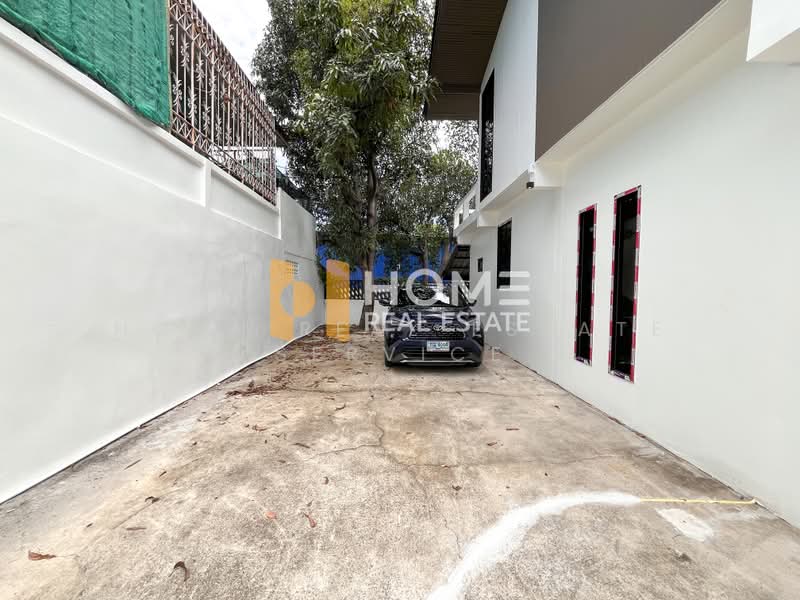บ้านเดี่ยว เฉลิมพระเกียรติ ร.9 ซอย 14, กรุงเทพ, หนองบอน, ประเวศ, กรุงเทพ, 200 ตร.ม., บ้านเดี่ยว ขาย, โดย HOME Real Estate Service, 500357625 - DDproperty.com