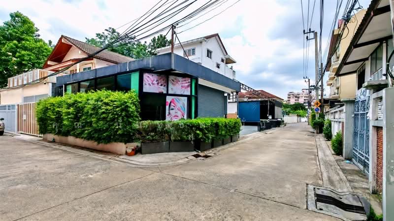 ที่ดิน + ร้านอาหาร + ร้านทำเล็บ 84 ตร.ว. ซอยอินทามระ40 ถนนประชาสงเคราะห์, กรุงเทพ, ถนนประชาสงเคราะห์, สามเสนใน, พญาไท, กรุงเทพ, 336 ตร.ม., ที่ดิน ขาย, โดย คุณ นันทชิต มั่นศักดิ์ (สุ), 500357627 - DDproperty.com