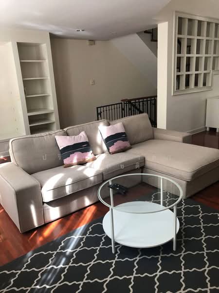 Baan Klang Krung Thonglor : บ้านกลางกรุงทองหล่อ, กรุงเทพ, 55 ซอยสุขุมวิท 55, คลองตันเหนือ, วัฒนา, กรุงเทพ, 350 ตร.ม., ทาวน์เฮ้าส์ ให้เช่า, โดย ปรินทร์ญาดา ชิณโชติ, 500357634 - DDproperty.com