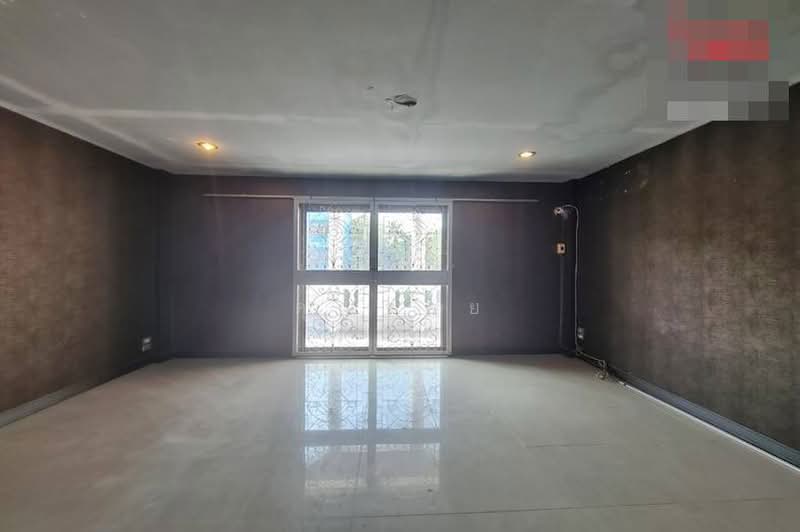 Sriwara Town in Town, Bangkok, Sriwara Road, Phlapphla, Wang Thonglang, Bangkok, 4 Bedrooms, 200 sqm, Townhouse For Sale, by คุณจอย, 500357641 - DDproperty.com