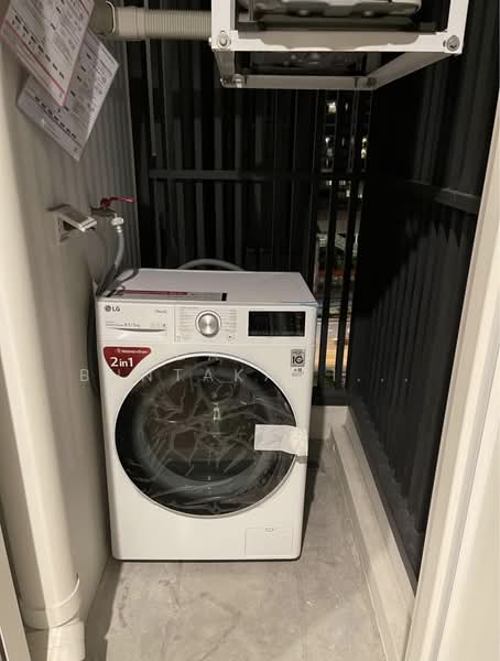 Quinn Sukhumvit 101, Bangkok, 3053 Sukhumvit Road, Bang Chak, Phra Khanong, Bangkok, 1 Bedroom, 35 sqm, Condo For Sale, by Daran Buntakawinkul, 500357651 - DDproperty.com