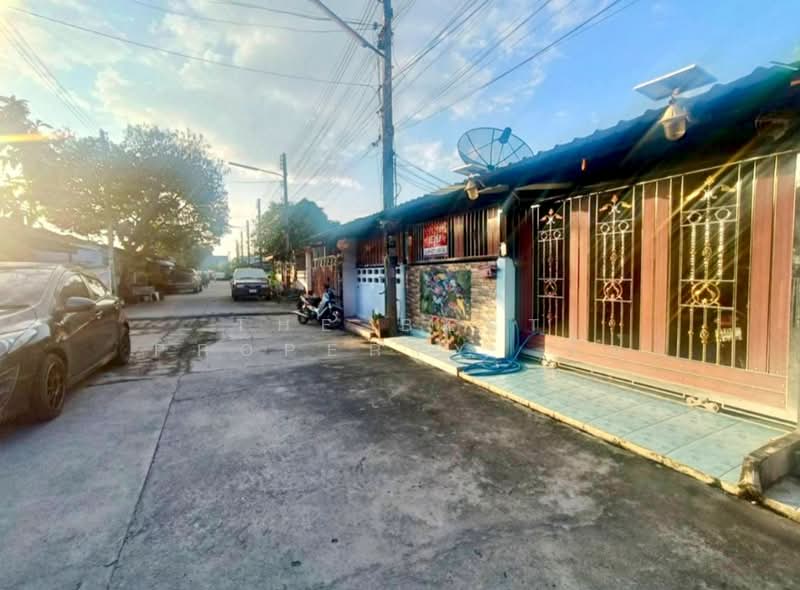 ทาวน์เฮ้าส์ลาดใหญ่ สมุทรสงคราม, Samut Songkhram, Lat Yai, Muang Samut Songkhram, Samut Songkhram, 2 Bedrooms, 150 sqm, Townhouse For Sale, by The Best Property โอ๋, 500357743 - DDproperty.com