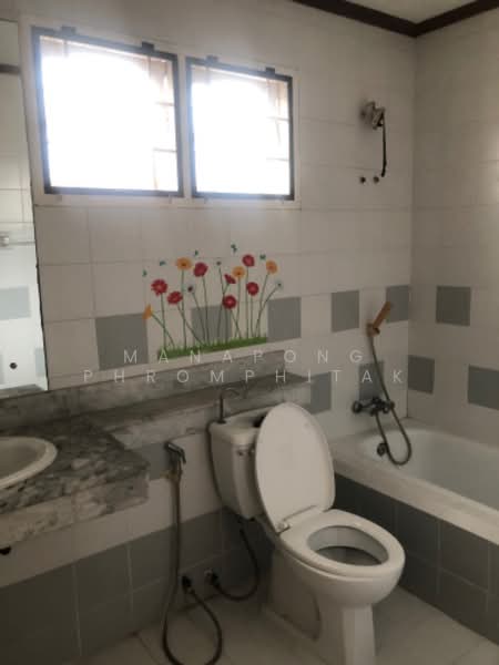 3-BR Townhouse, Bangkok, Sam Wa Tawan Tok, Khlong Sam Wa, Bangkok, 3 Bedrooms, 144 sqm, Townhouse For Sale, by Manapong Phromphitak, 500357749 - DDproperty.com
