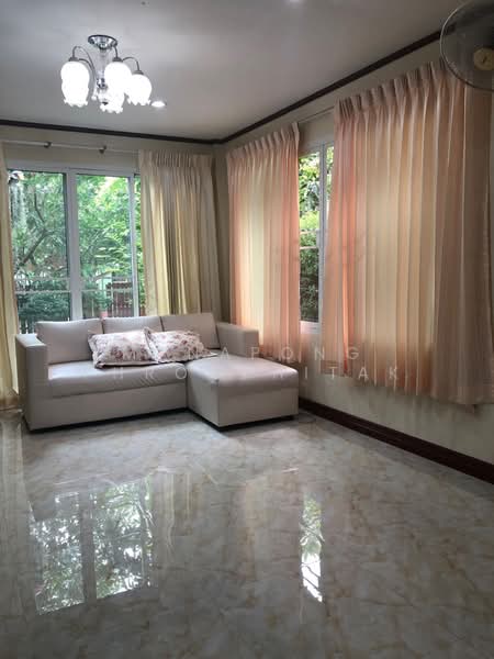 ทาวน์เฮ้าส์ 3-ห้องนอน, กรุงเทพ, สามวาตะวันตก, คลองสามวา, กรุงเทพ, 144 ตร.ม., ทาวน์เฮ้าส์ ขาย, โดย Manapong Phromphitak, 500357749 - DDproperty.com