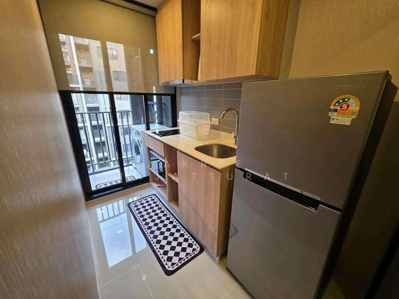 Chewathai Pinklao, Bangkok, Arun Amarin Road, Bang Yi Khan, Bang Phlat, Bangkok, 1 Bedroom, 29 sqm, Condo For Rent, by Jakree Buajatturat, 500357803 - DDproperty.com