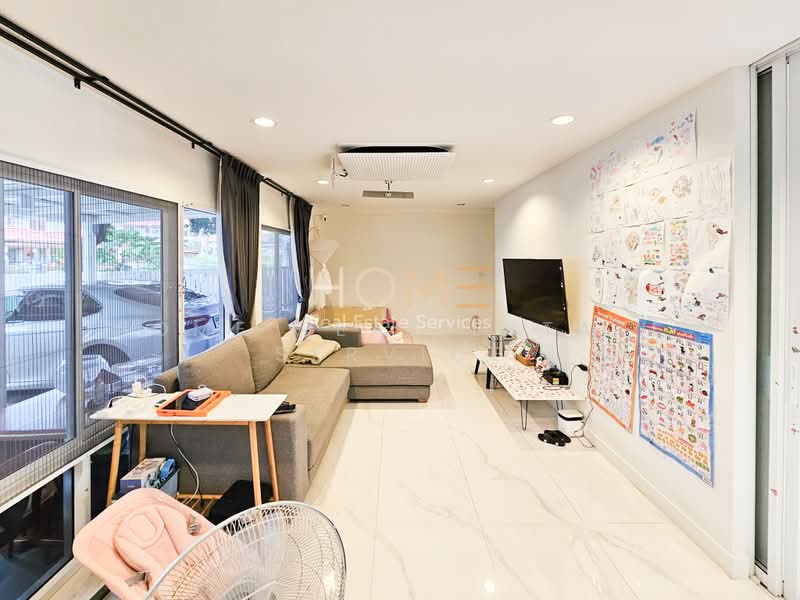บ้านเดี่ยว รามอินทรา - เกษตรนวมินทร์ (รามอินทรา ซ. 8), Bangkok, Anusaowari, Bang Khen, Bangkok, 4 Bedrooms, 300 sqm, Single Detached House For Sale, by HOME Real Estate Service, 500357827 - DDproperty.com