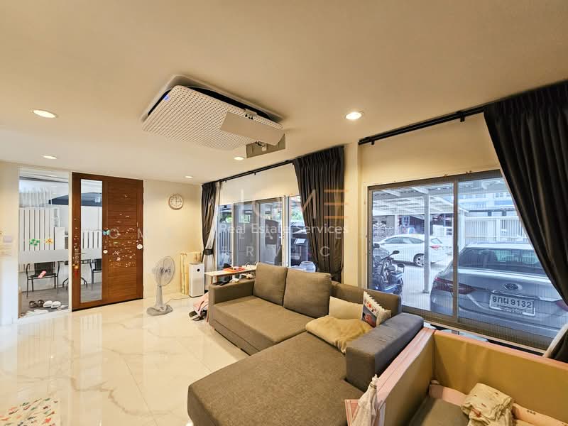 บ้านเดี่ยว รามอินทรา - เกษตรนวมินทร์ (รามอินทรา ซ. 8), Bangkok, Anusaowari, Bang Khen, Bangkok, 4 Bedrooms, 300 sqm, Single Detached House For Sale, by HOME Real Estate Service, 500357827 - DDproperty.com