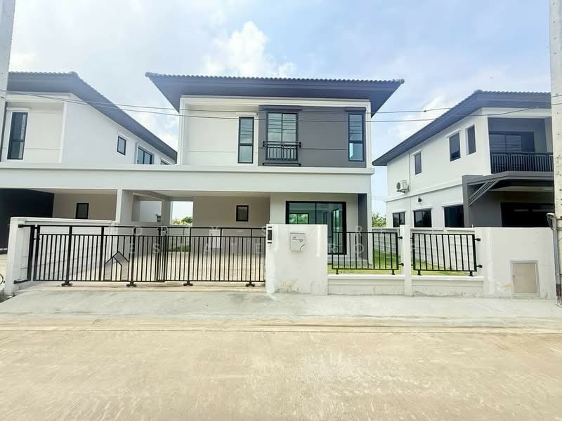 Britania Home Bangna Km.17 : บริทาเนีย โฮม บางนา กม.17, Samut Prakan, 79 ถนน บางนา-ตราด, Bang Chalong, Bang Plee, Samut Prakan, 3 Bedrooms, 140 sqm, Single Detached House For Sale, by Forty-Six Real Estate Group, 500357862 - DDproperty.com